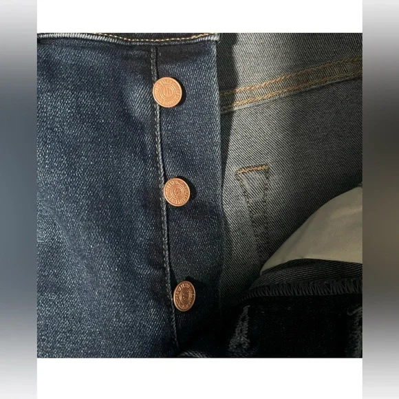 MOTHER
The Ditcher Roller Sneak Yakkity Yak Jeans In Blue, New with out Tags - Picture 3 of 8